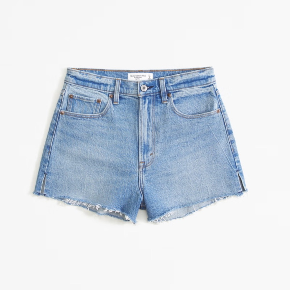 Abercrombie & Fitch Curve Love High Rise Mom Short